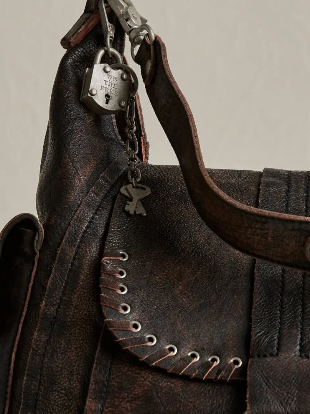 FREE PEOPLE We The Free Leigh Distressed Hobo / Aged Graphite